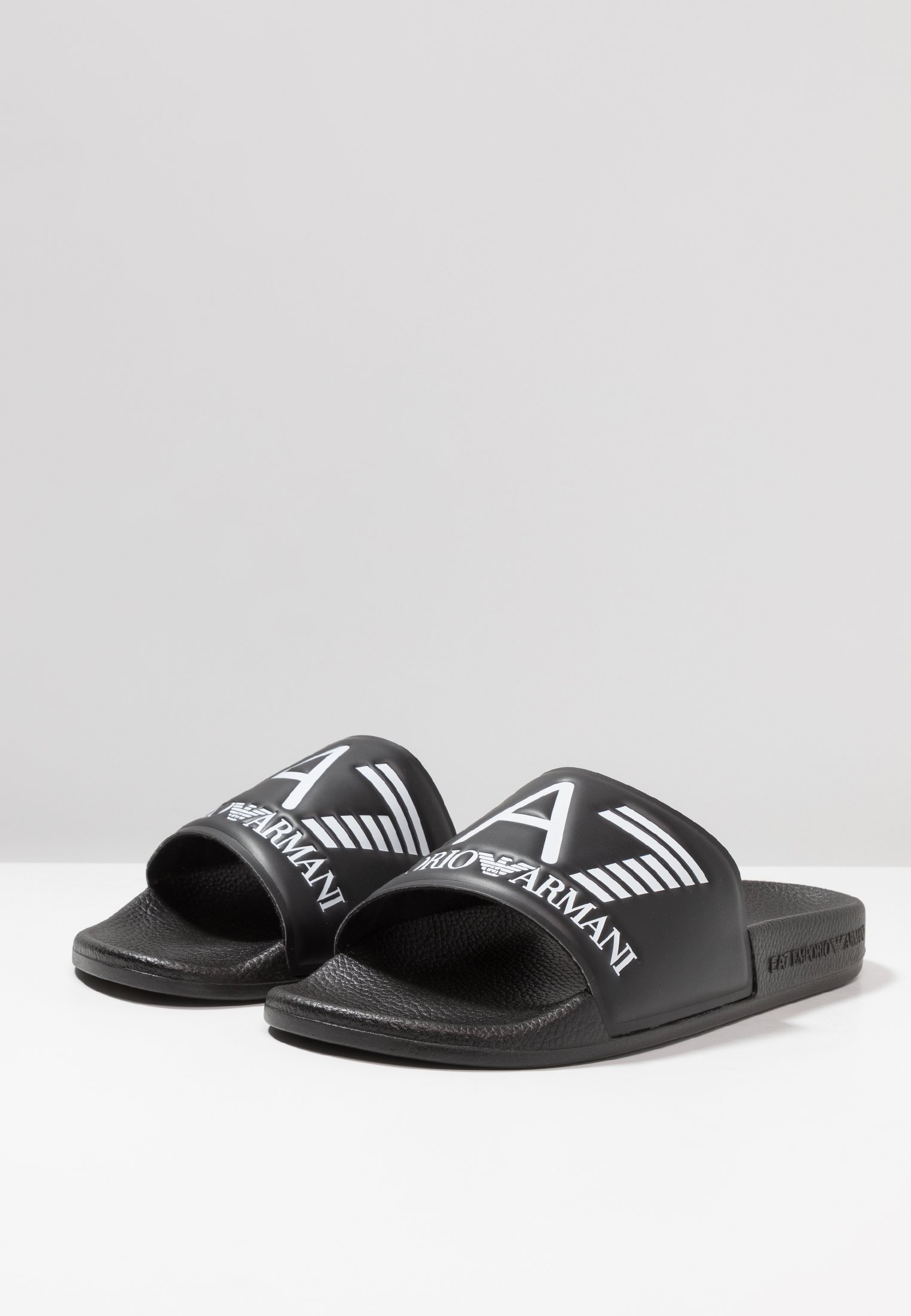 chanclas-ea7-hombre-983zmx.jpg