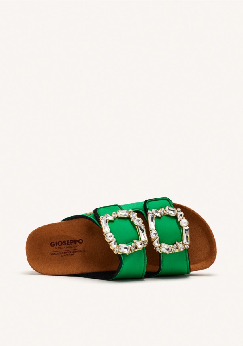 sandalias-verdes-planas-625wdn.jpg